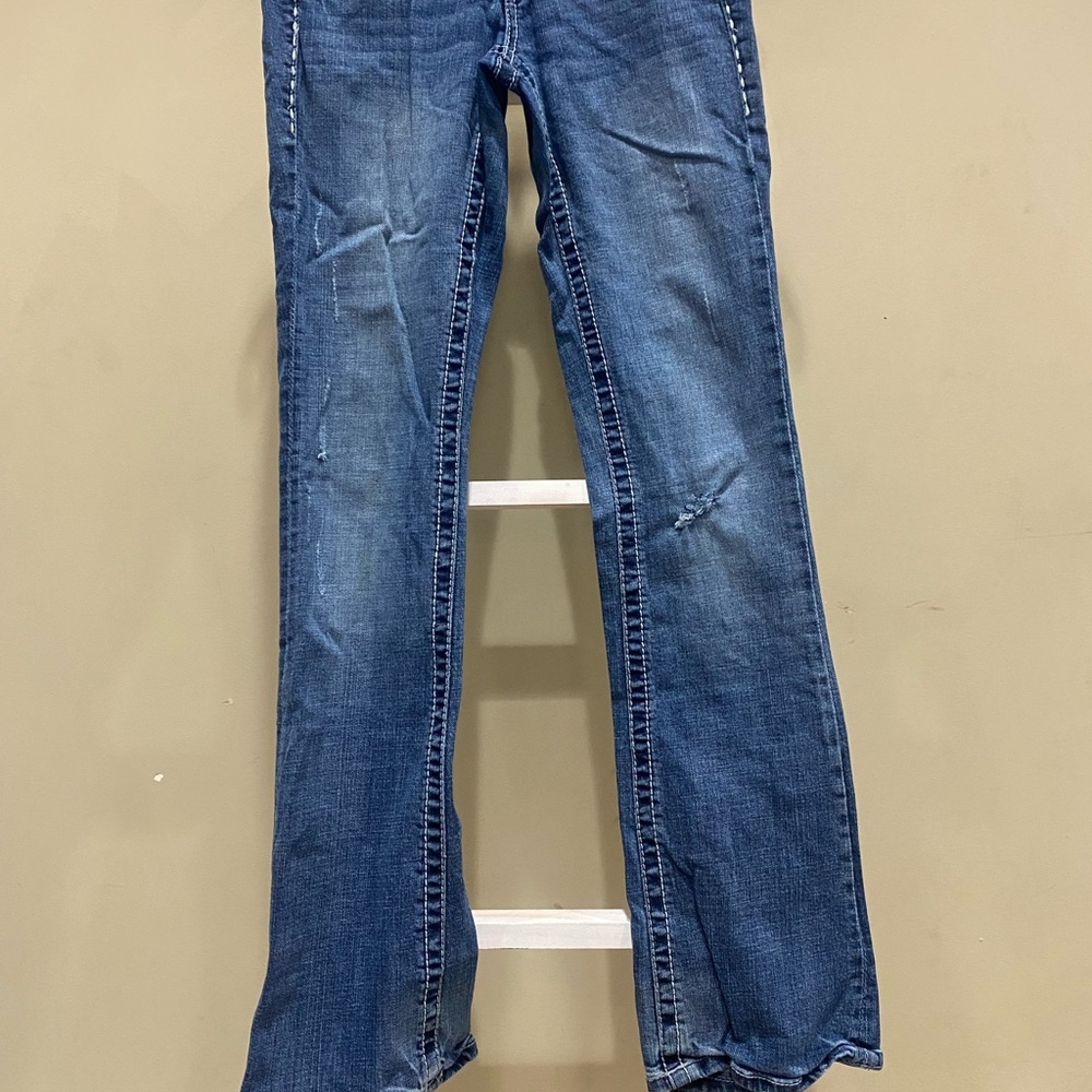 Maurice’s Flap Pocket Skinny Jeans Size 1/2  Medium Wash Embroidered Back 0166